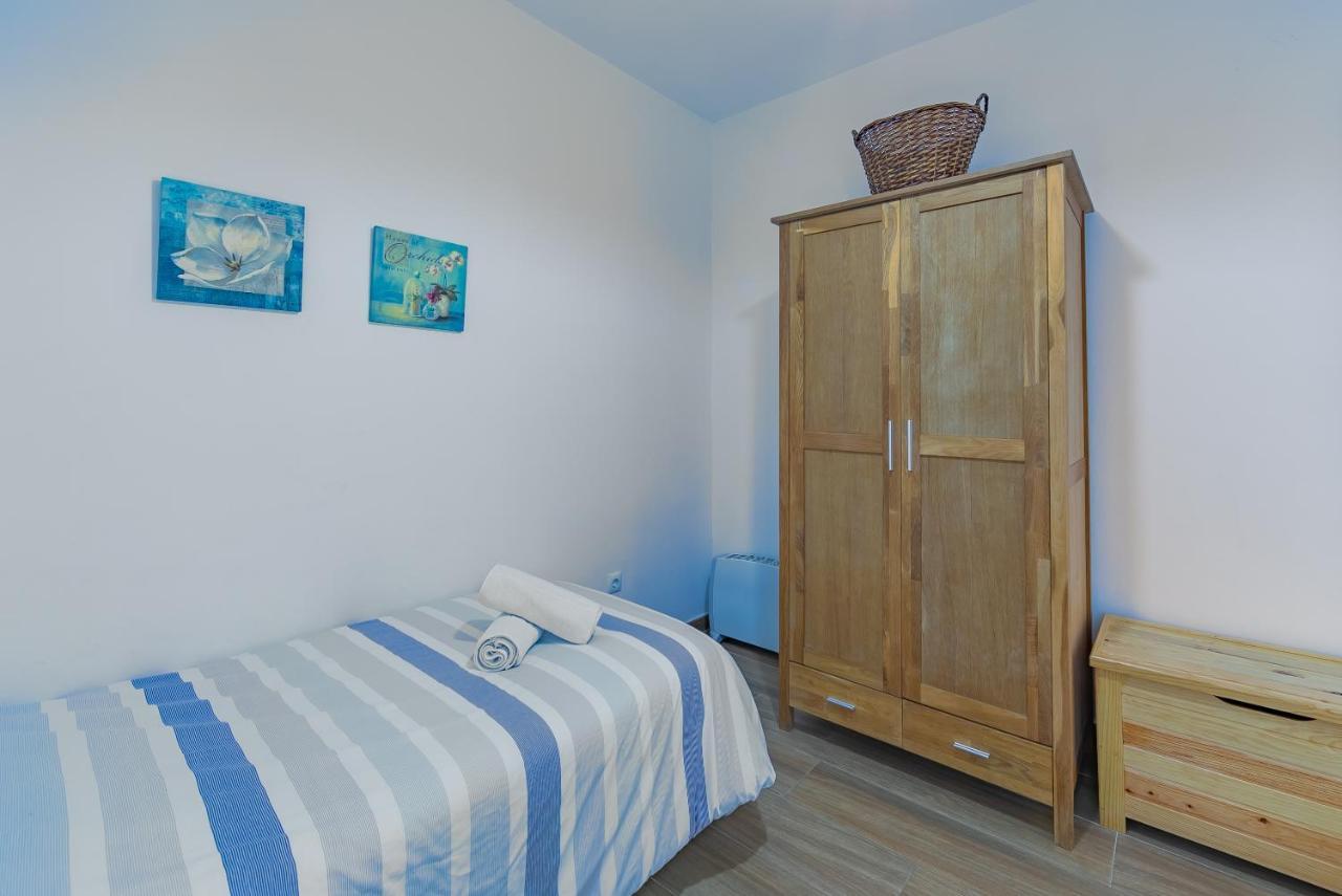 Ferienwohnung Apto Tranquilo En Casco Antiguo Tarifa Exterior foto
